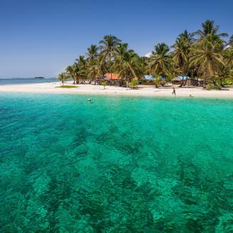 A stunning beach with blue-green water