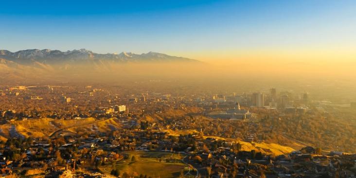 Long-range view of Salt Lake City, Utah, with mountains in the background